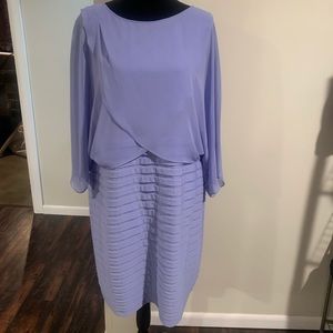 Beautiful dress that looks like 2 pieces